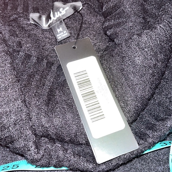 NWT Lulus Autumn Daze Cowl Neck Tunic in Black - Picture 7 of 7